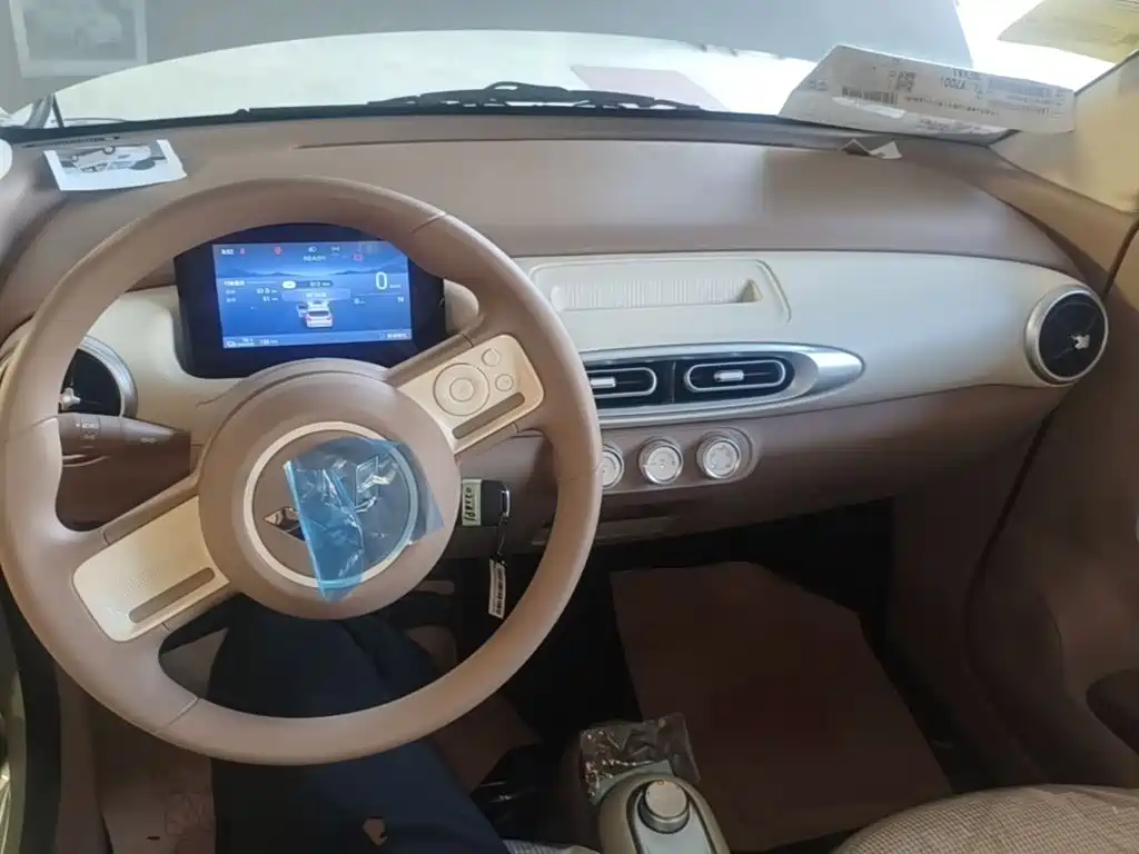 Wuling MINIEV — миниатюра 10