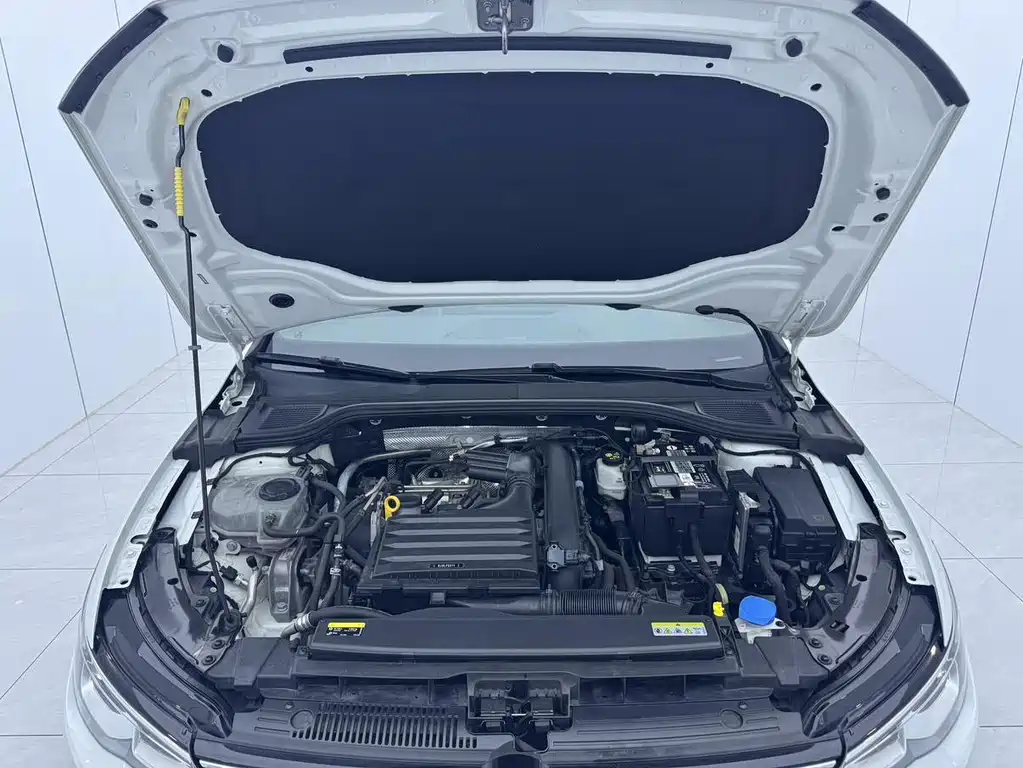 Volkswagen Golf — миниатюра 16