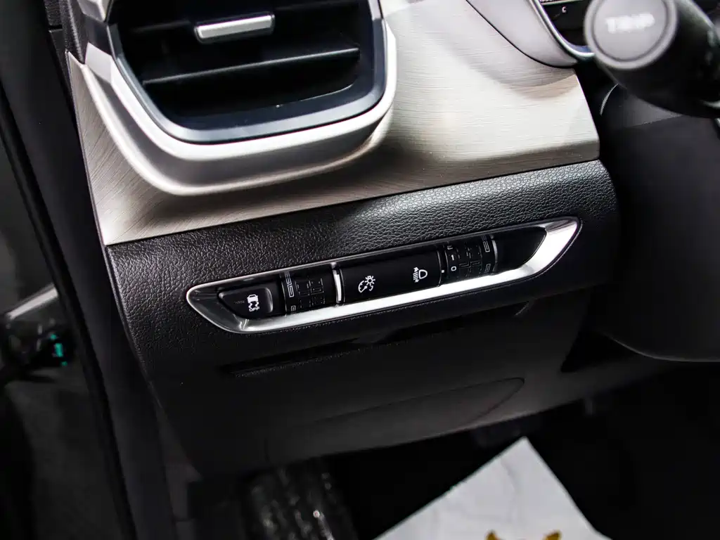 GEELY AUTOMOBILE BINYUE