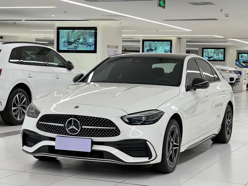 Mercedes-Benz C-Class 2023