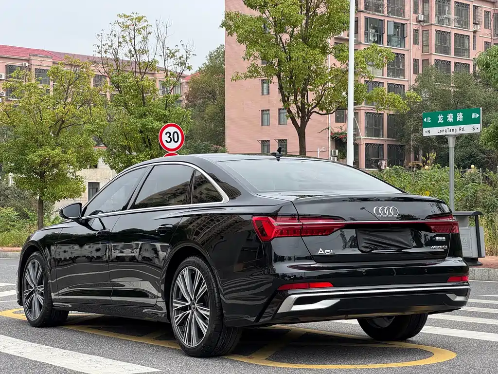 Audi A6L — миниатюра 6
