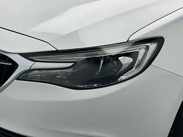 Buick Excelle — миниатюра 10