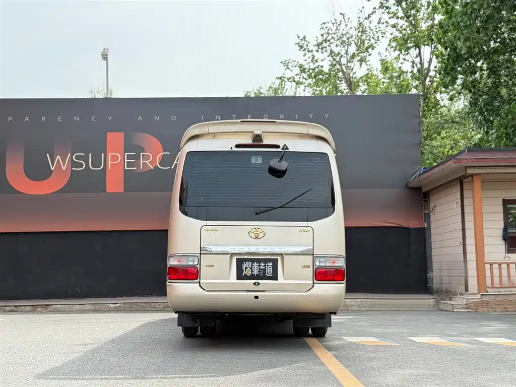 Toyota Coaster 2020 4.0L AT