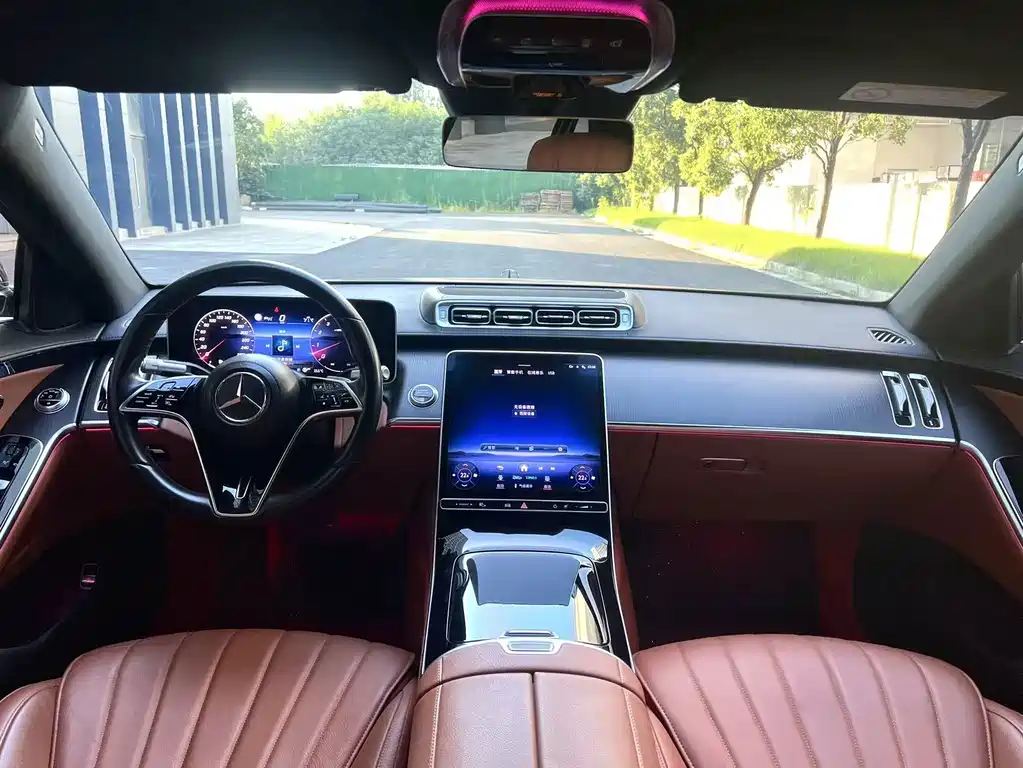 Mercedes-Benz S-Class — миниатюра 13
