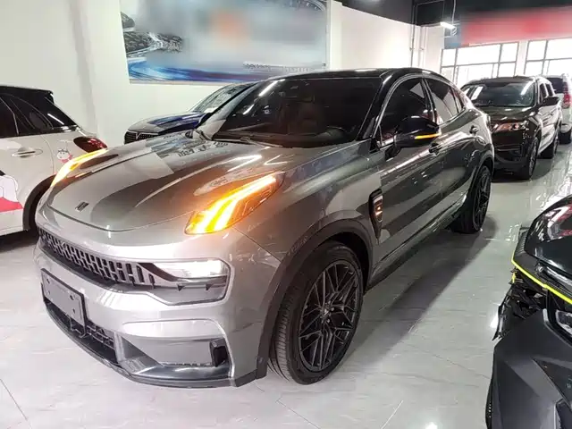 2020 Lynk & Co 05