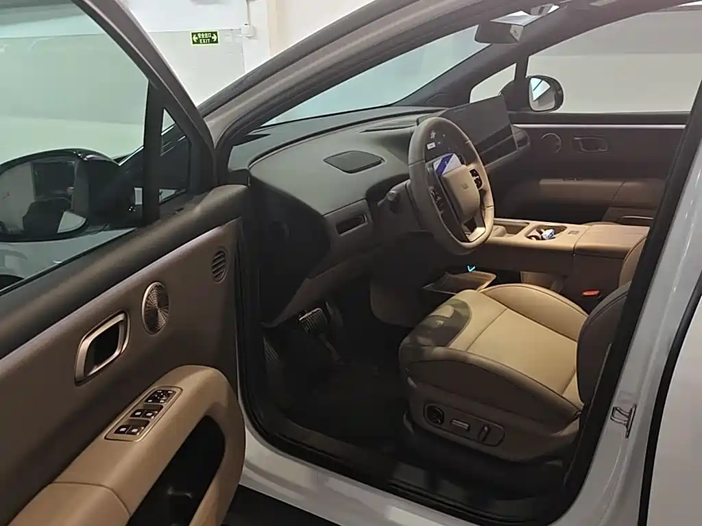Li Auto i6 2025 Standard