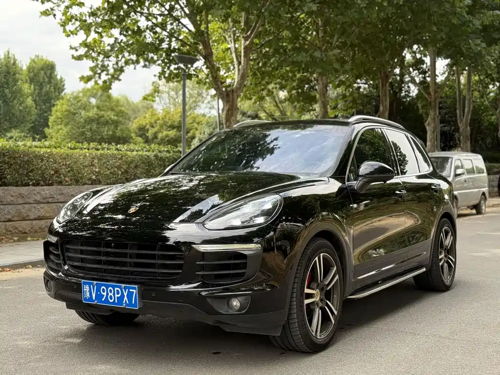 Porsche Cayenne — миниатюра 2
