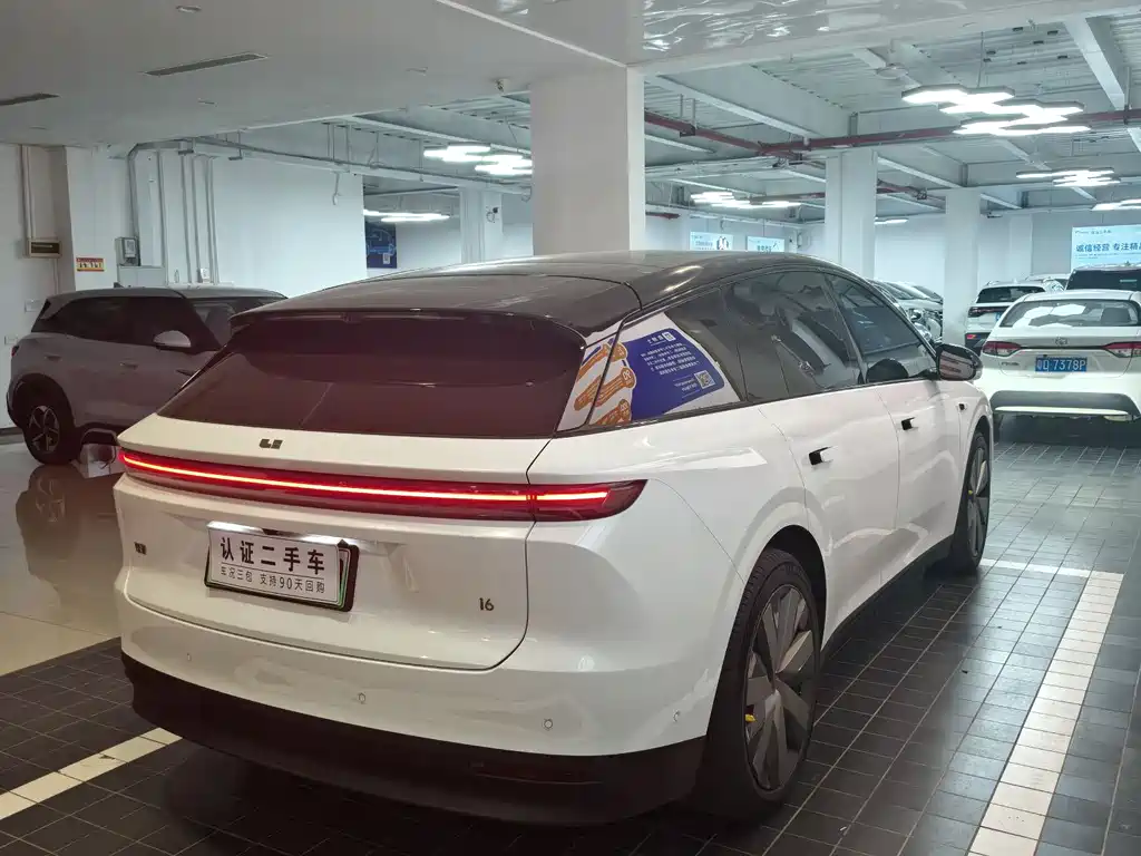 Li Auto i6 2025 Standard