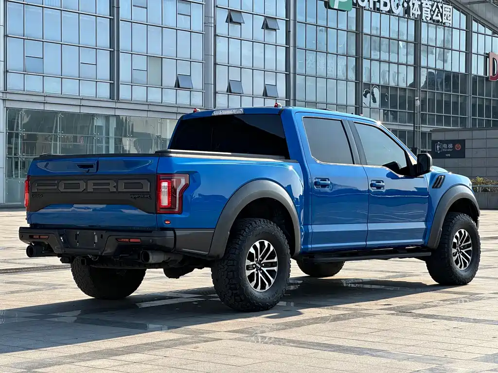 Ford F-150 Raptor — миниатюра 5