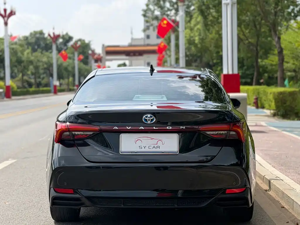 Toyota Avalon — миниатюра 4