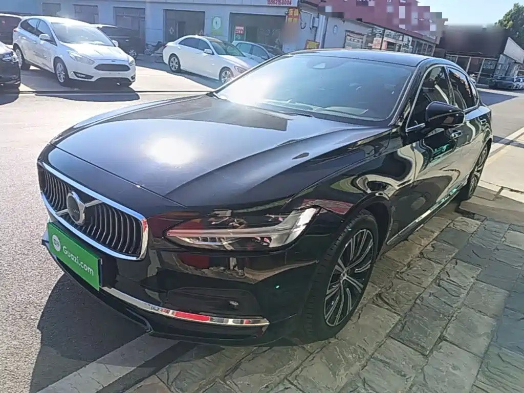 Volvo S90 — миниатюра 2