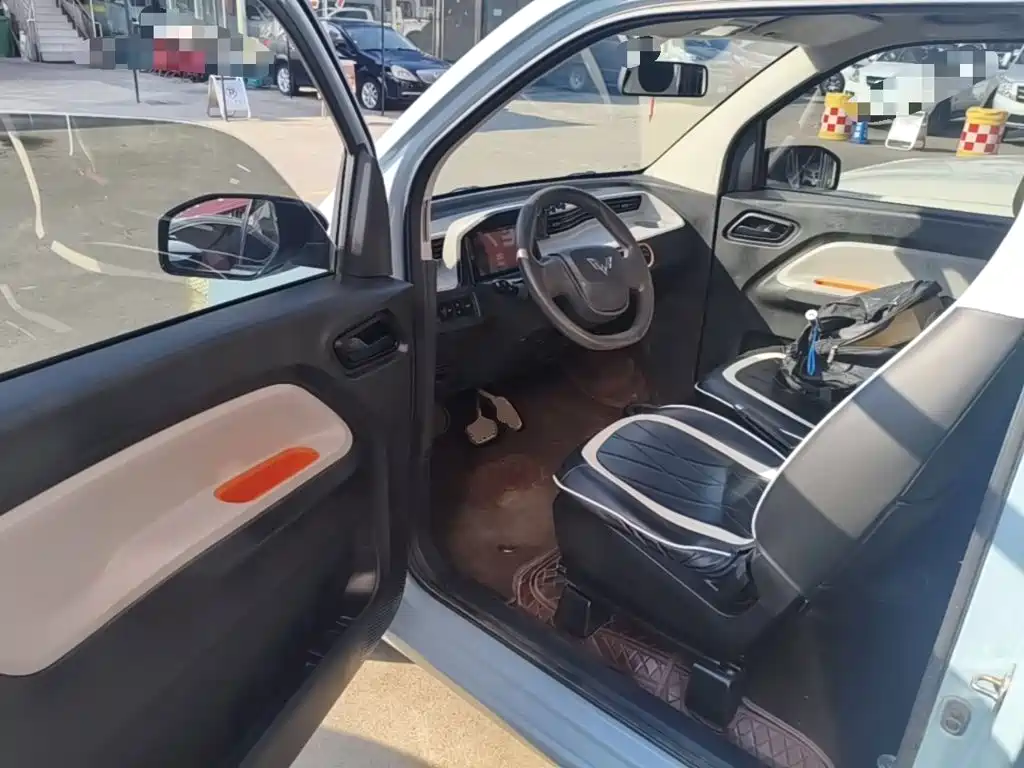 Wuling MINIEV — миниатюра 16