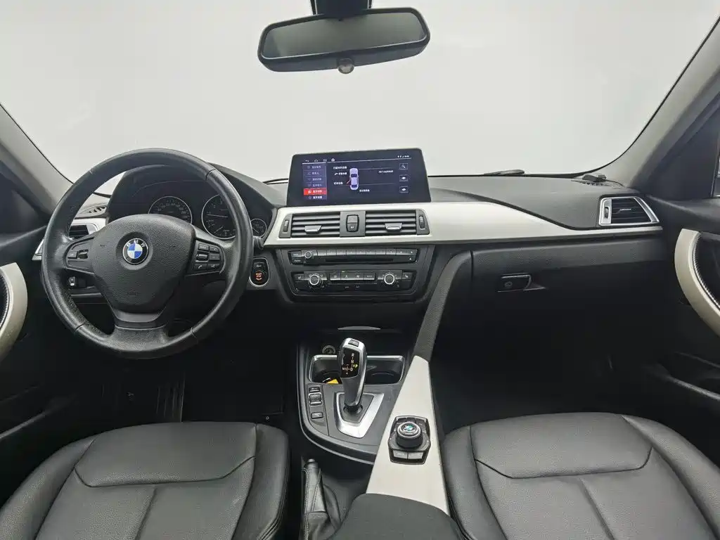 BMW 3 Series — миниатюра 5