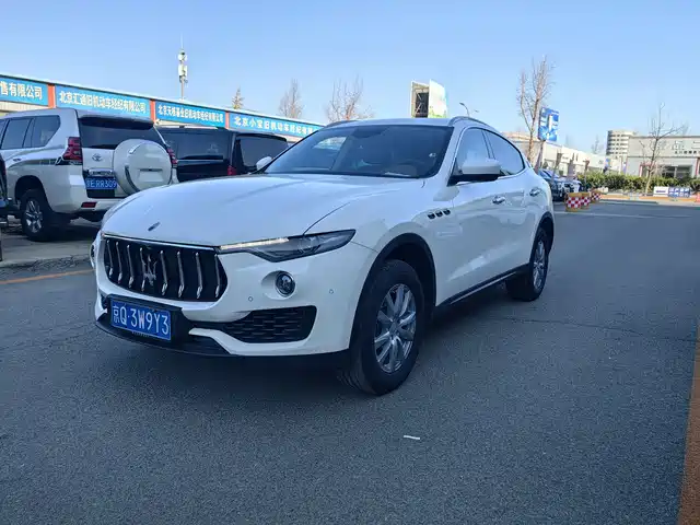 MASERATI LEVANTE
