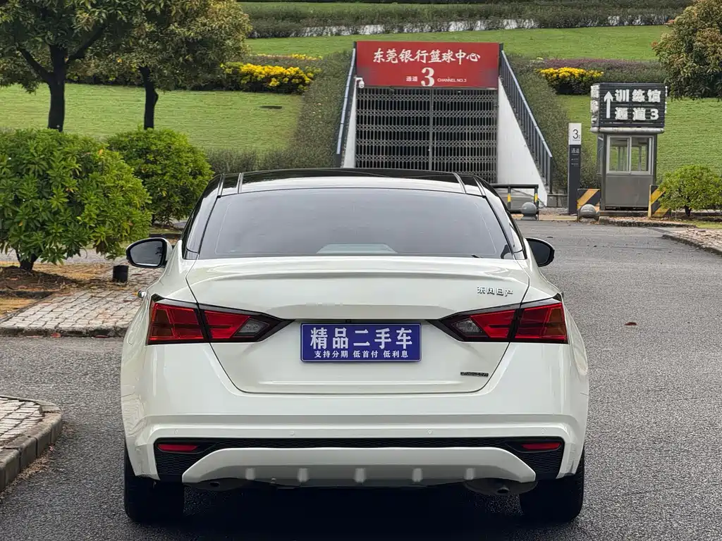 Nissan Teana — миниатюра 18
