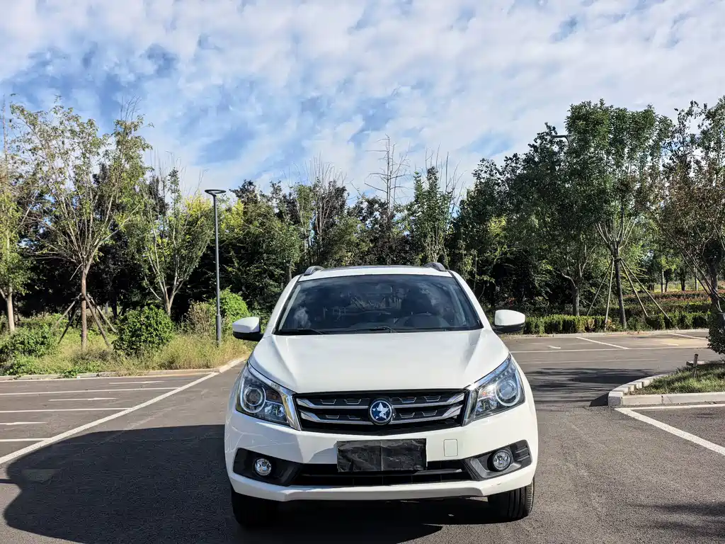 Venucia T70 — миниатюра 2