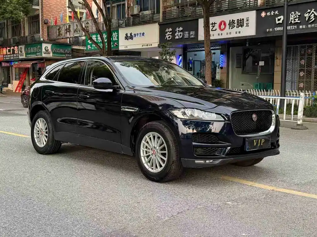 Jaguar F-Pace 2018 2.0T R-Sport Sport