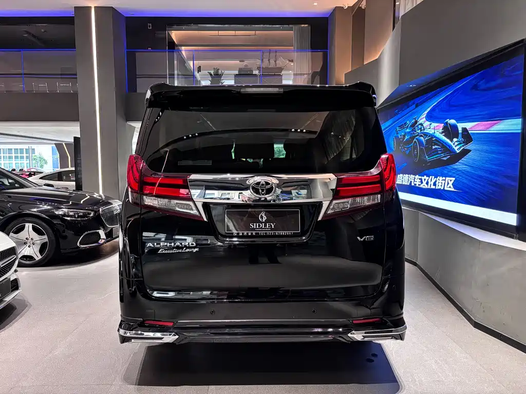 Toyota Alphard 2018 3.5L Luxury