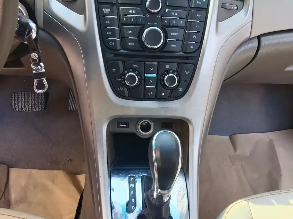 Buick Excelle — миниатюра 18