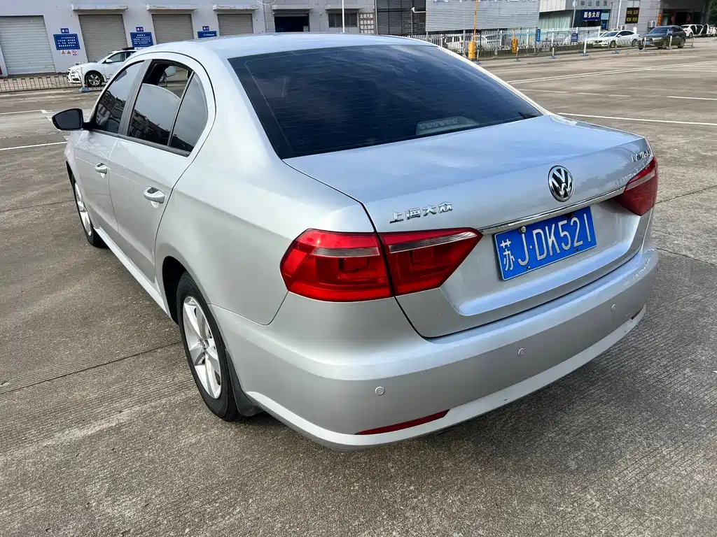 Volkswagen Lavida — миниатюра 6