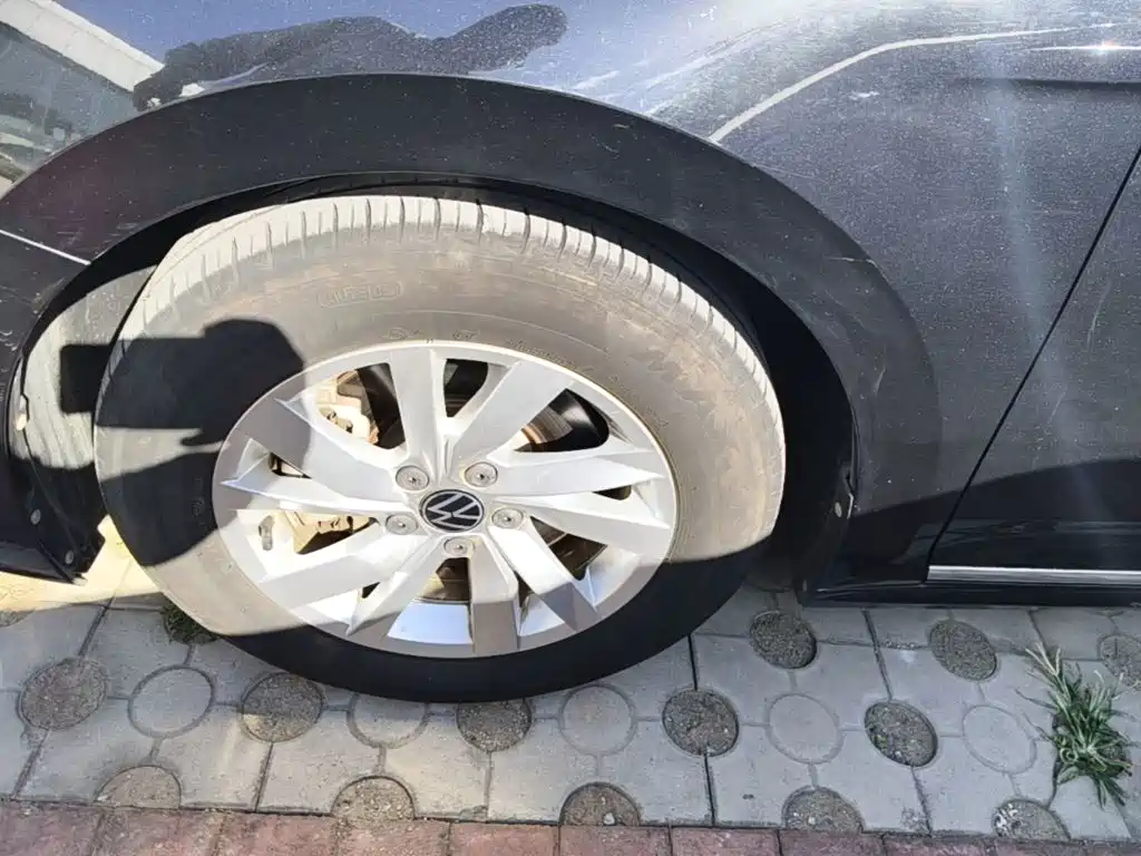 Volkswagen Passat — миниатюра 23