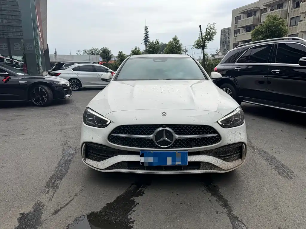 Mercedes-Benz C-Class — миниатюра 2
