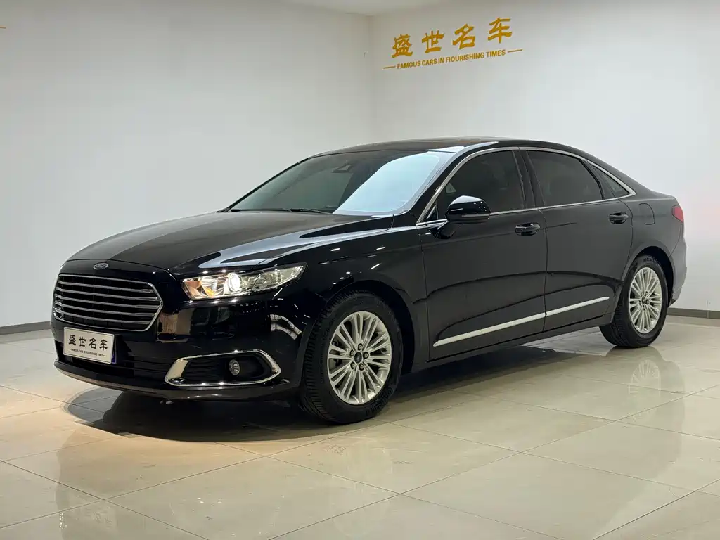 Ford Taurus 2019