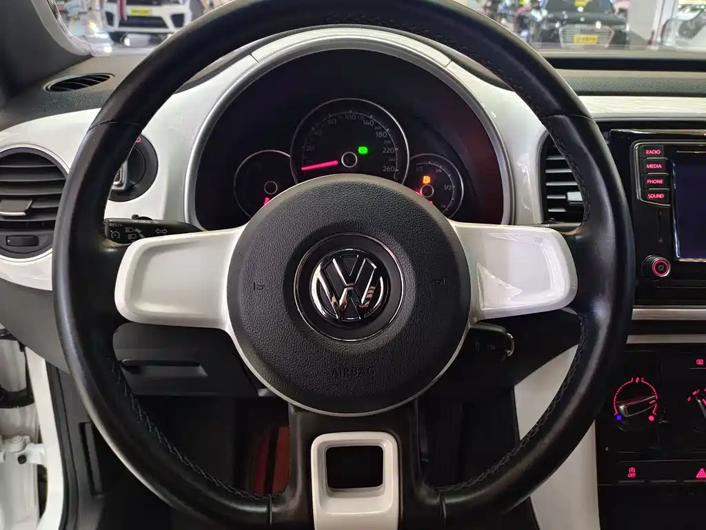Volkswagen Beetle — миниатюра 6