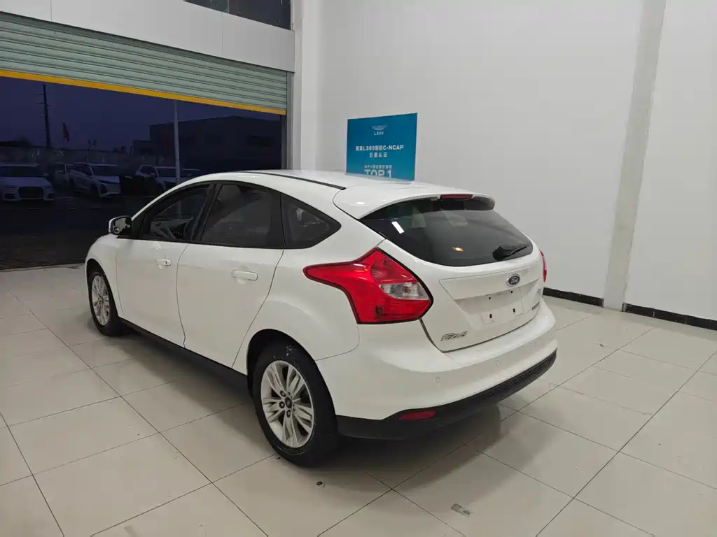 Ford Focus — миниатюра 13