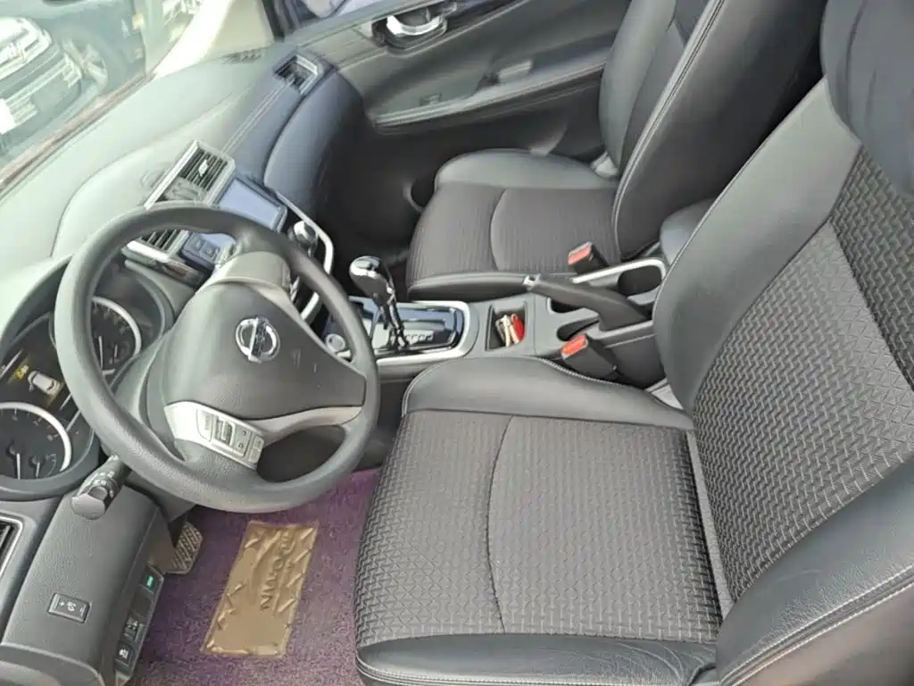 Nissan Tiida — миниатюра 15