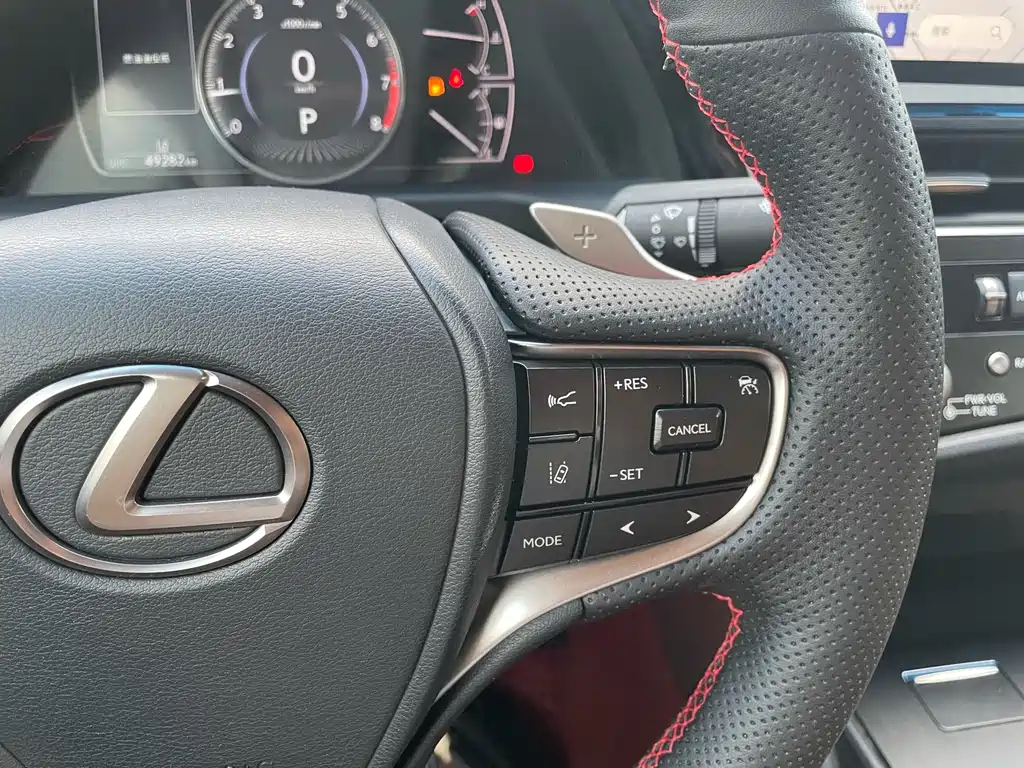 Lexus ES — миниатюра 25