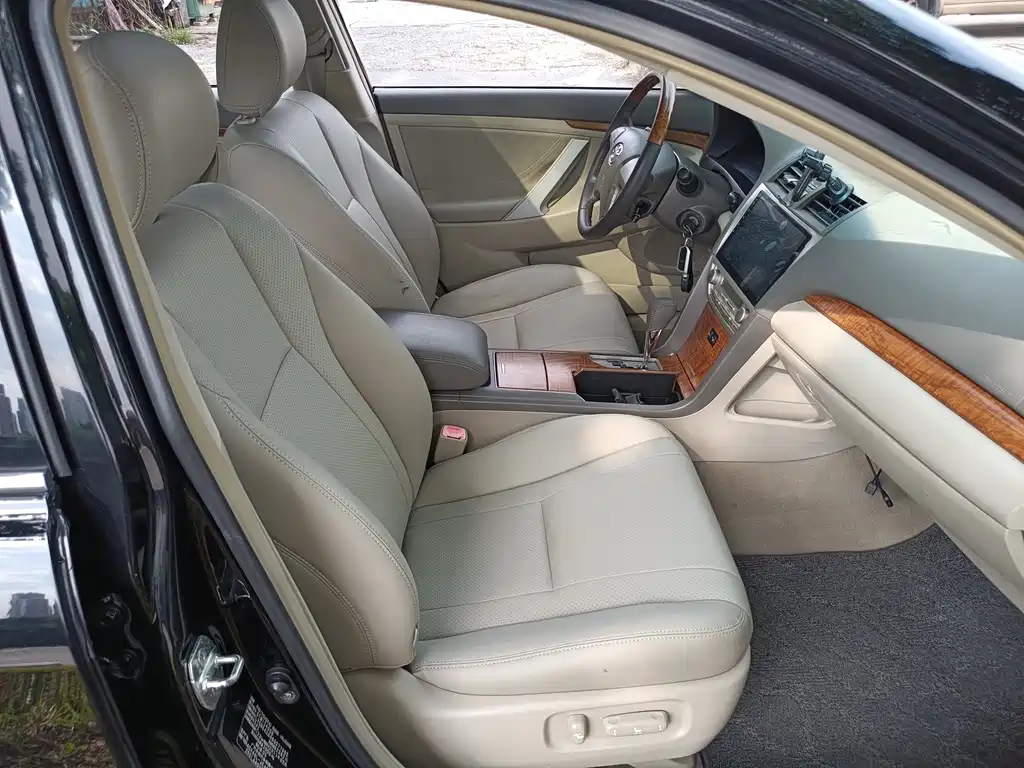 Toyota Camry 2010 240G Luxury