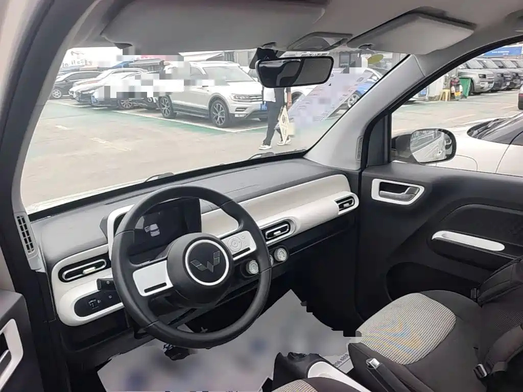 Wuling MINIEV — миниатюра 10