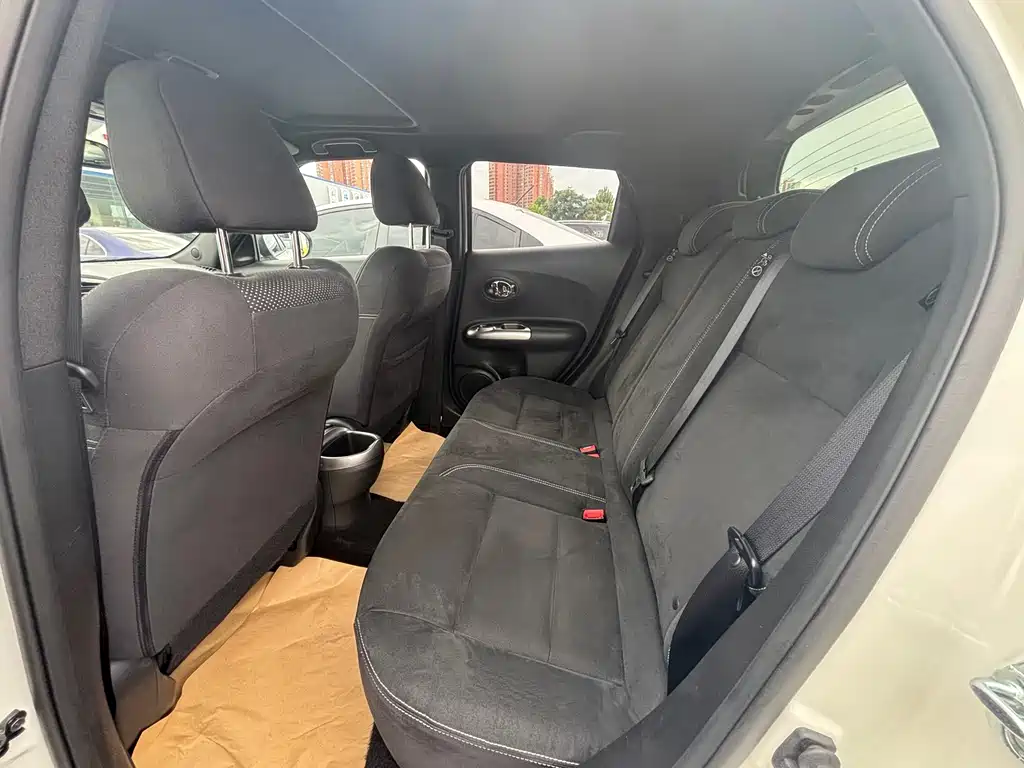 Infiniti ESQ — миниатюра 11