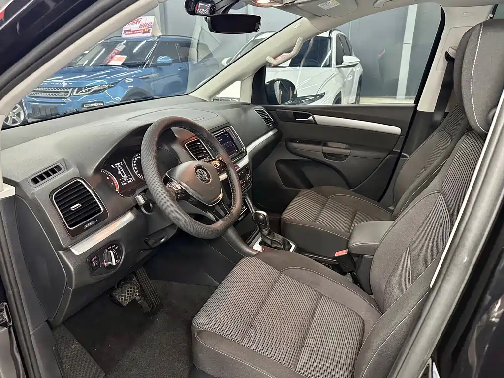 Volkswagen Sharan — миниатюра 7