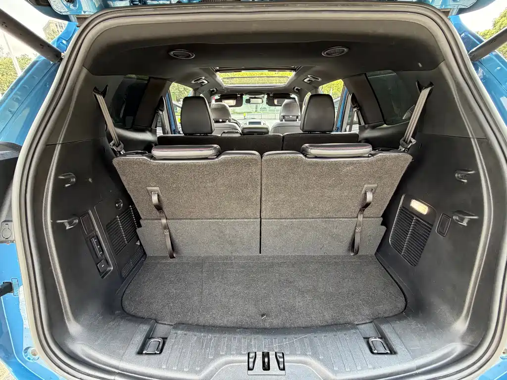 Ford Edge — миниатюра 14