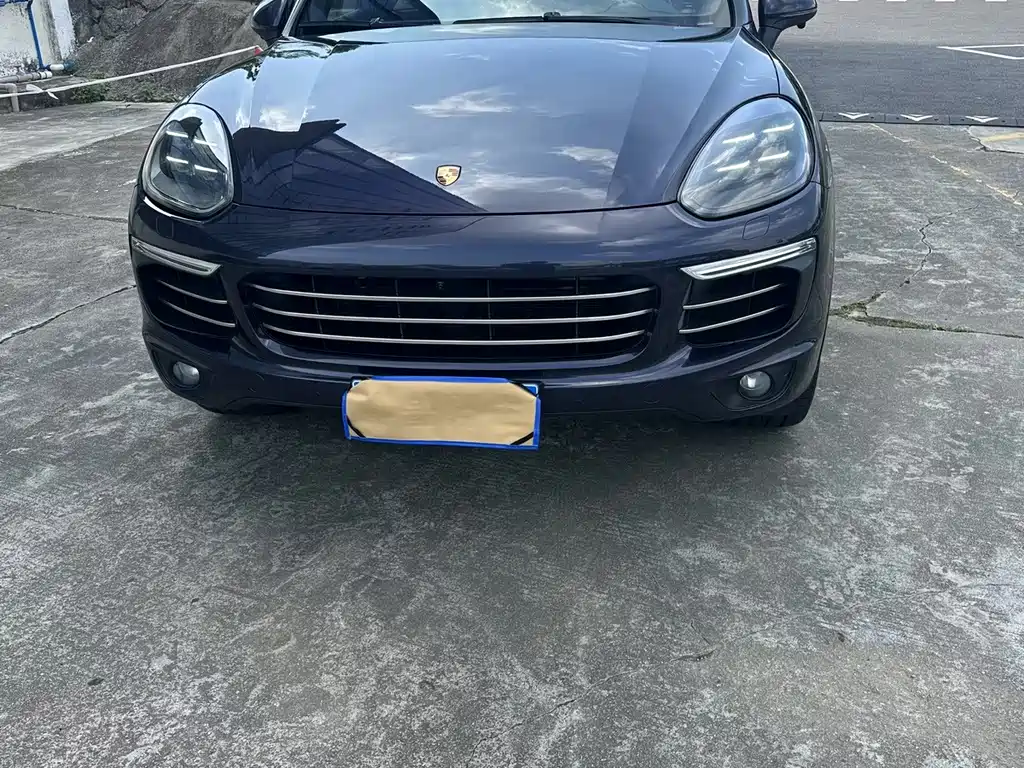 Porsche Cayenne — миниатюра 2