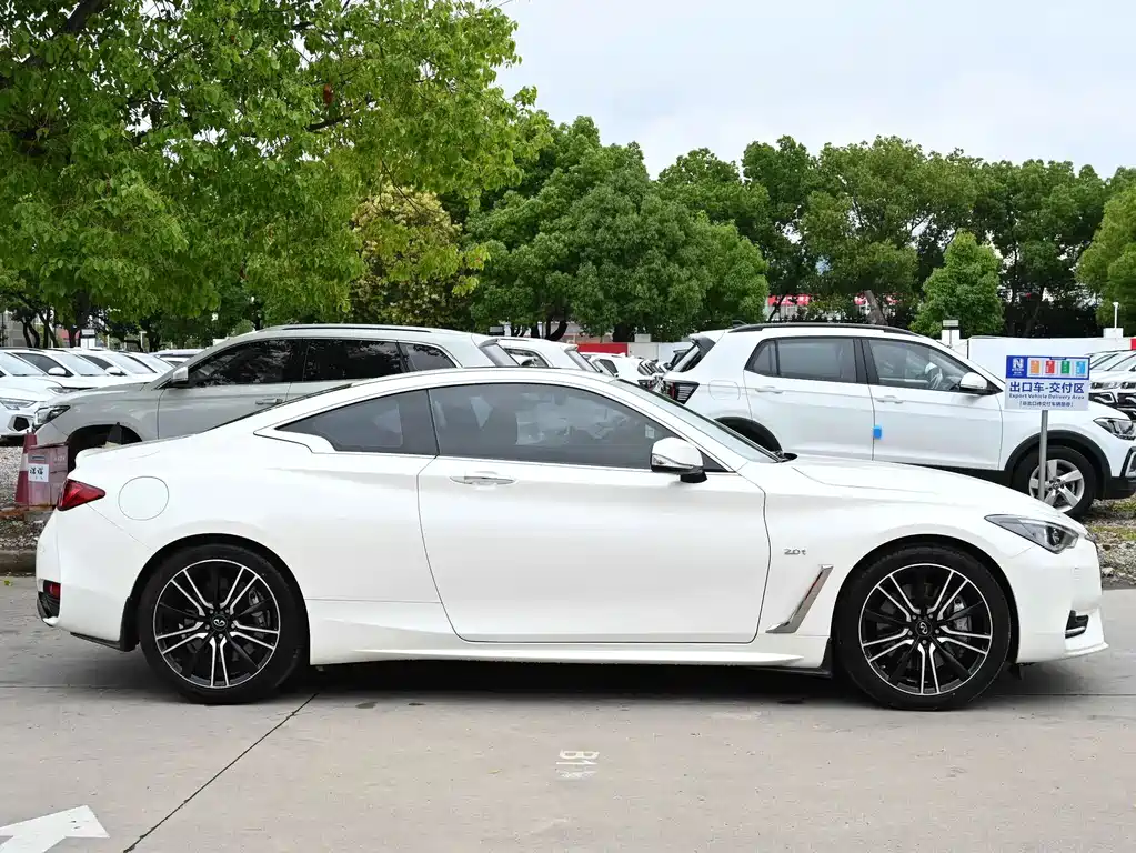 Infiniti Q60 2019 S 2.0T Luxury Sport