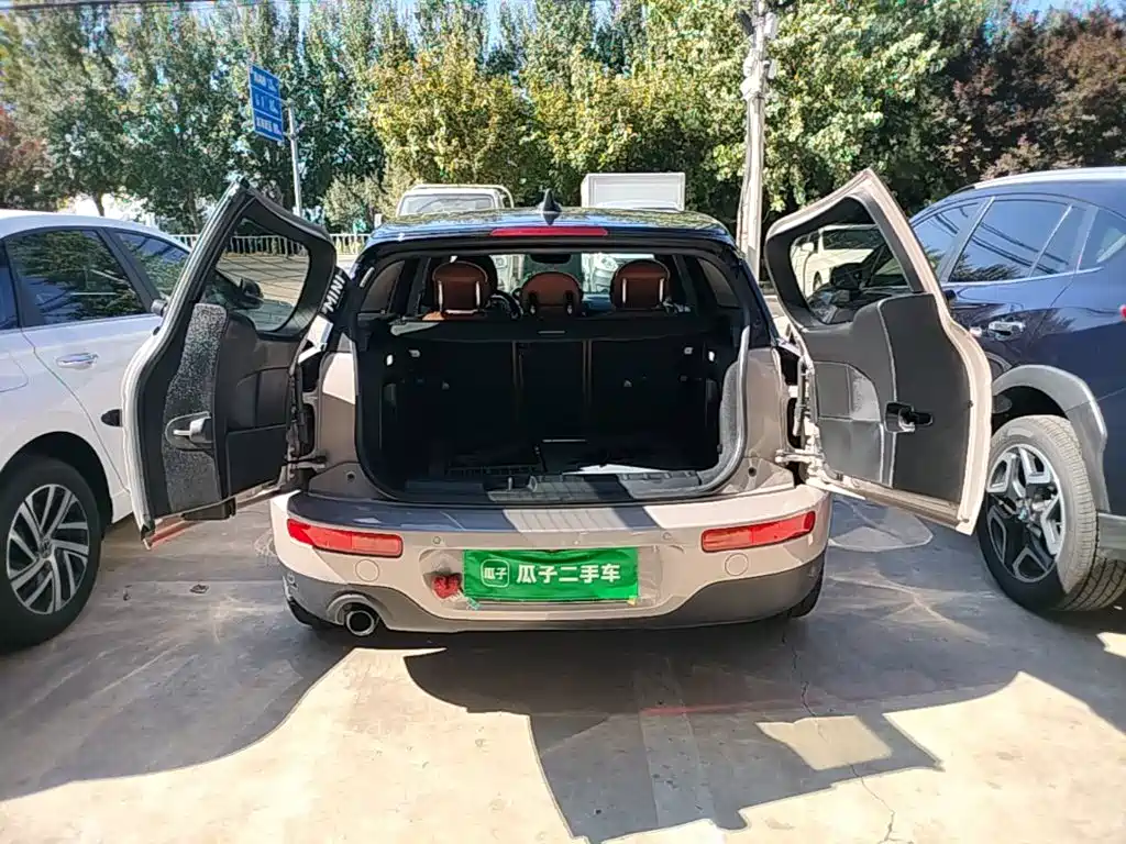 MINI Mini Clubman — миниатюра 19