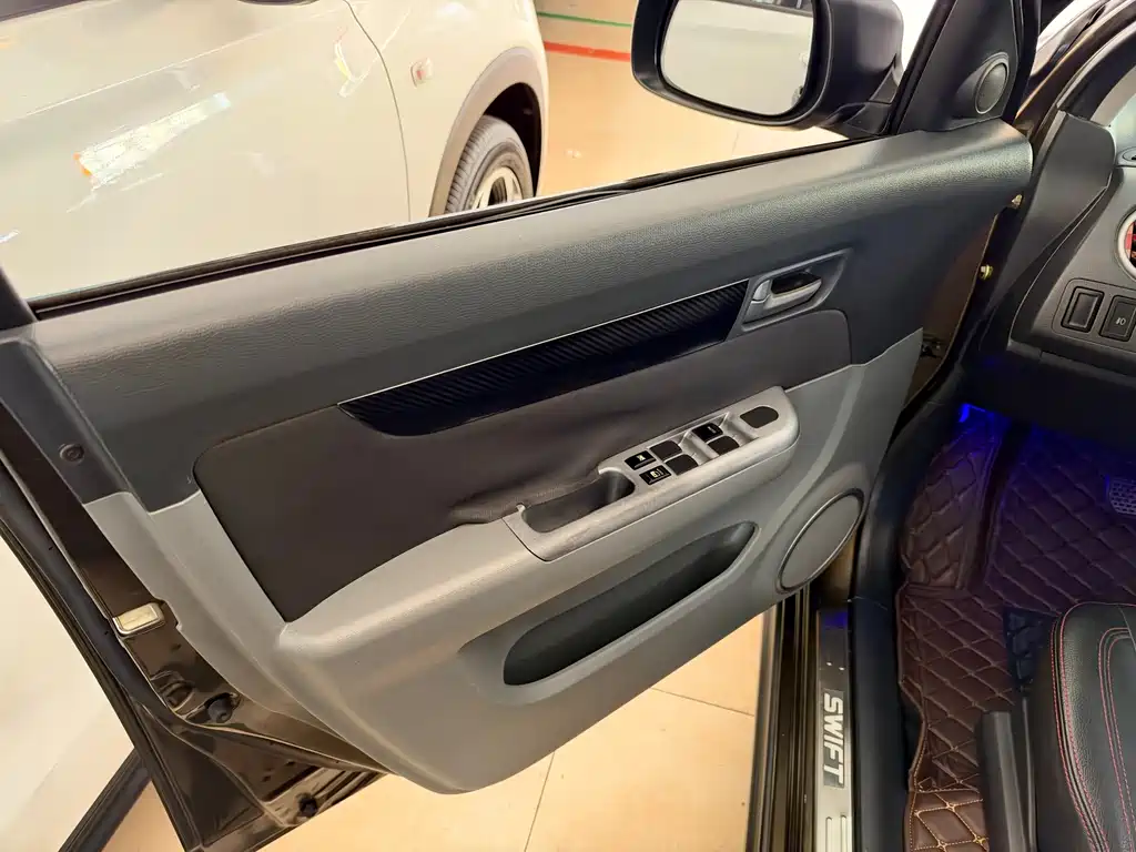Suzuki Swift — миниатюра 17