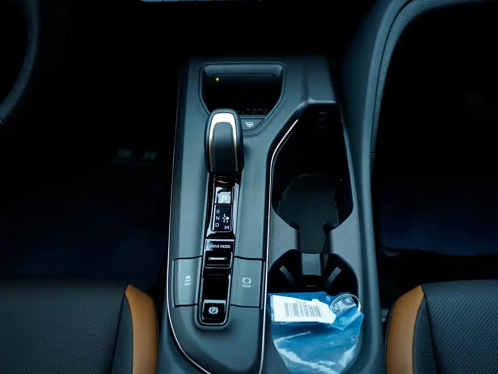 TOYOTA CROWN SPORTCROSS