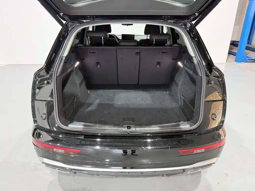Audi Q5L — миниатюра 6