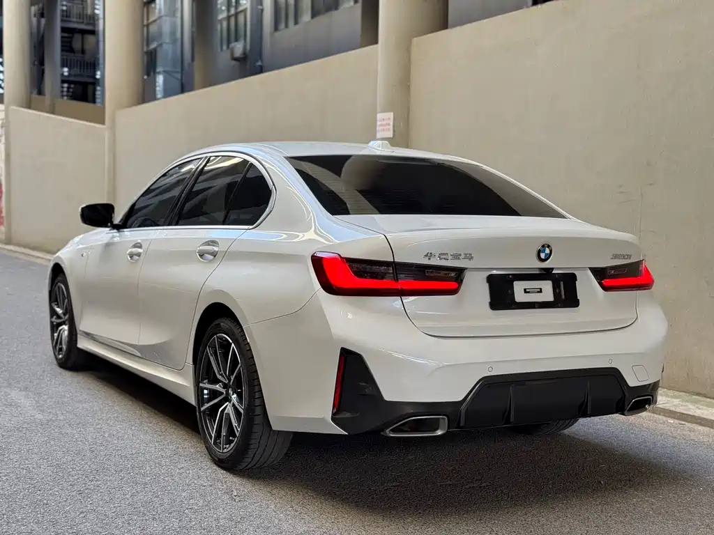 BMW 3 Series — миниатюра 4