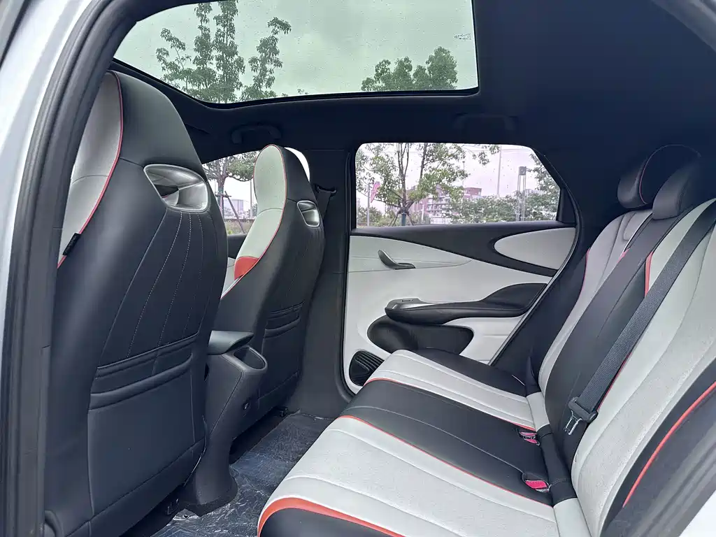 BYD Dolphin — миниатюра 6