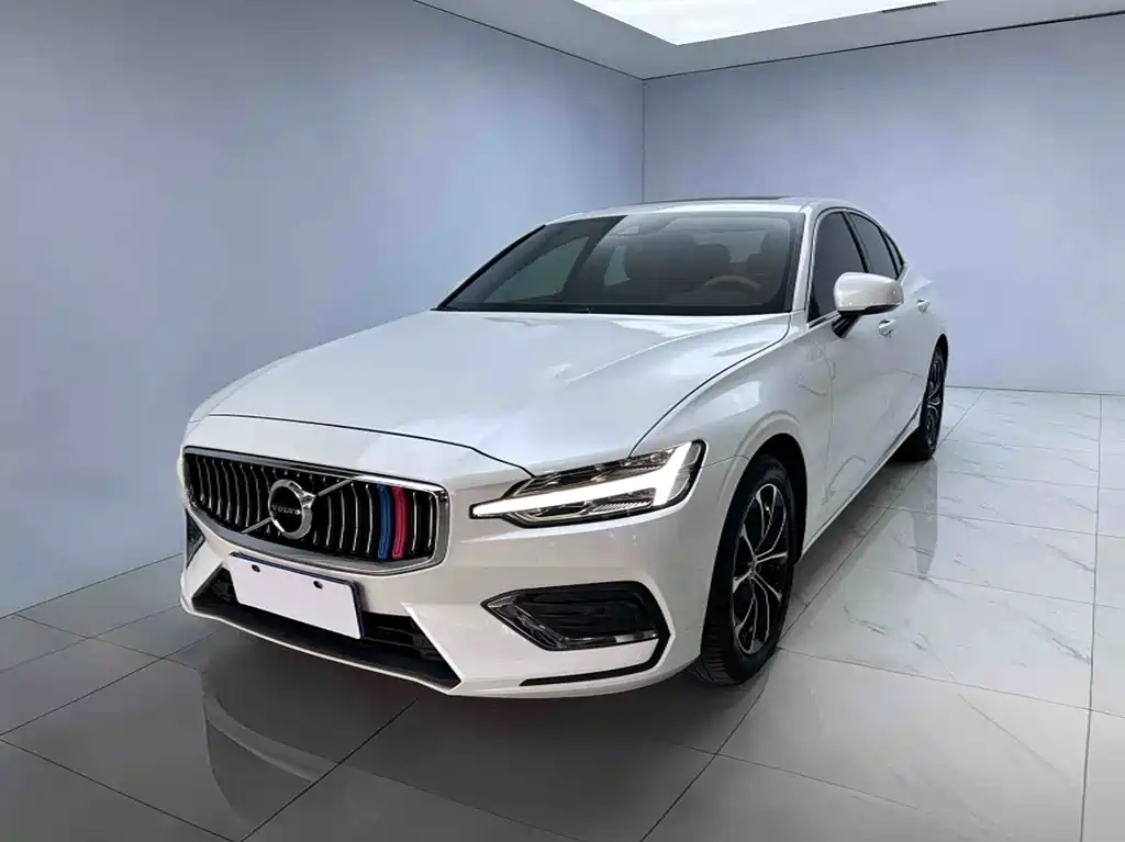 Volvo S60 2020 T4 Smart Leisure Luxury Edition