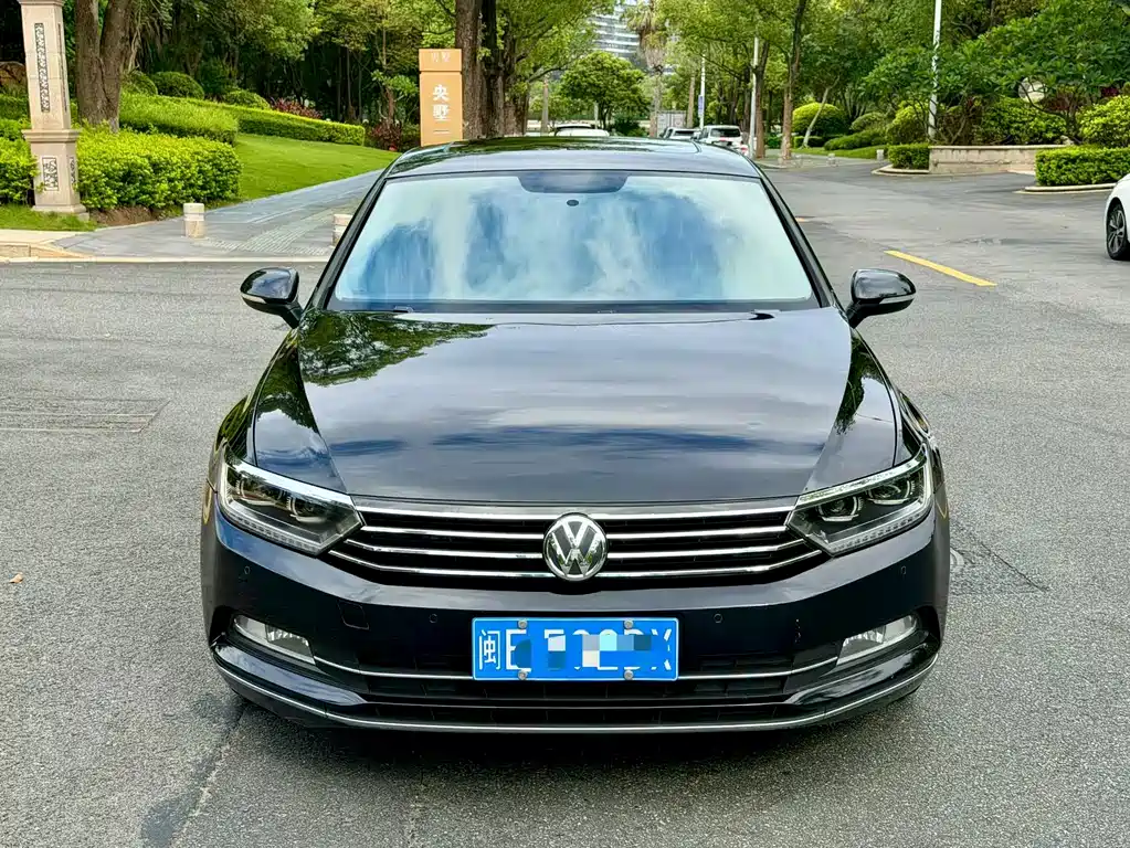 Volkswagen Magotan 2017 330TSI DSG Lead