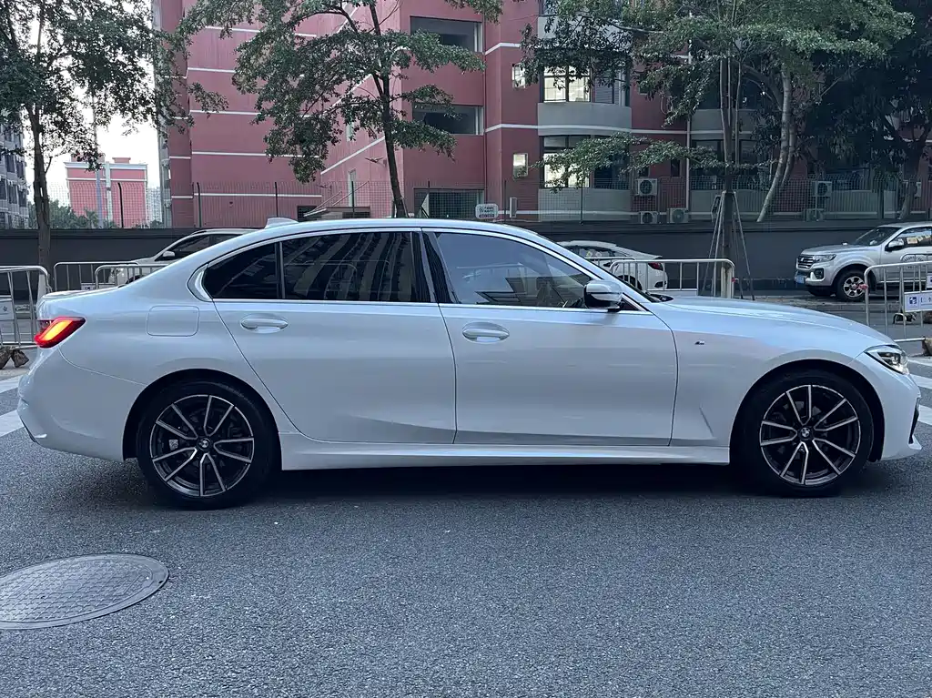 BMW 3 Series 3 2021 325Li M Sport