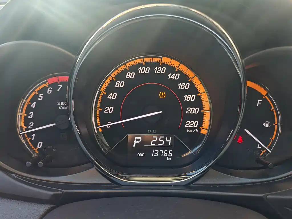 TOYOTA YARIS L ZHIXUAN