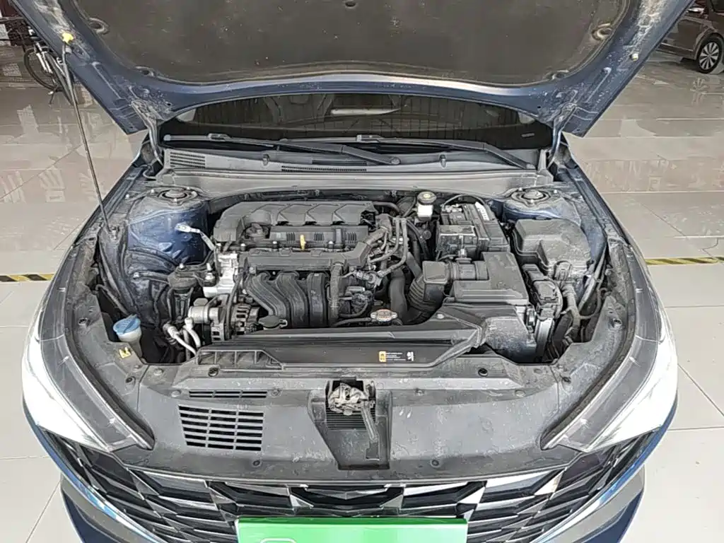 Hyundai Elantra — миниатюра 20