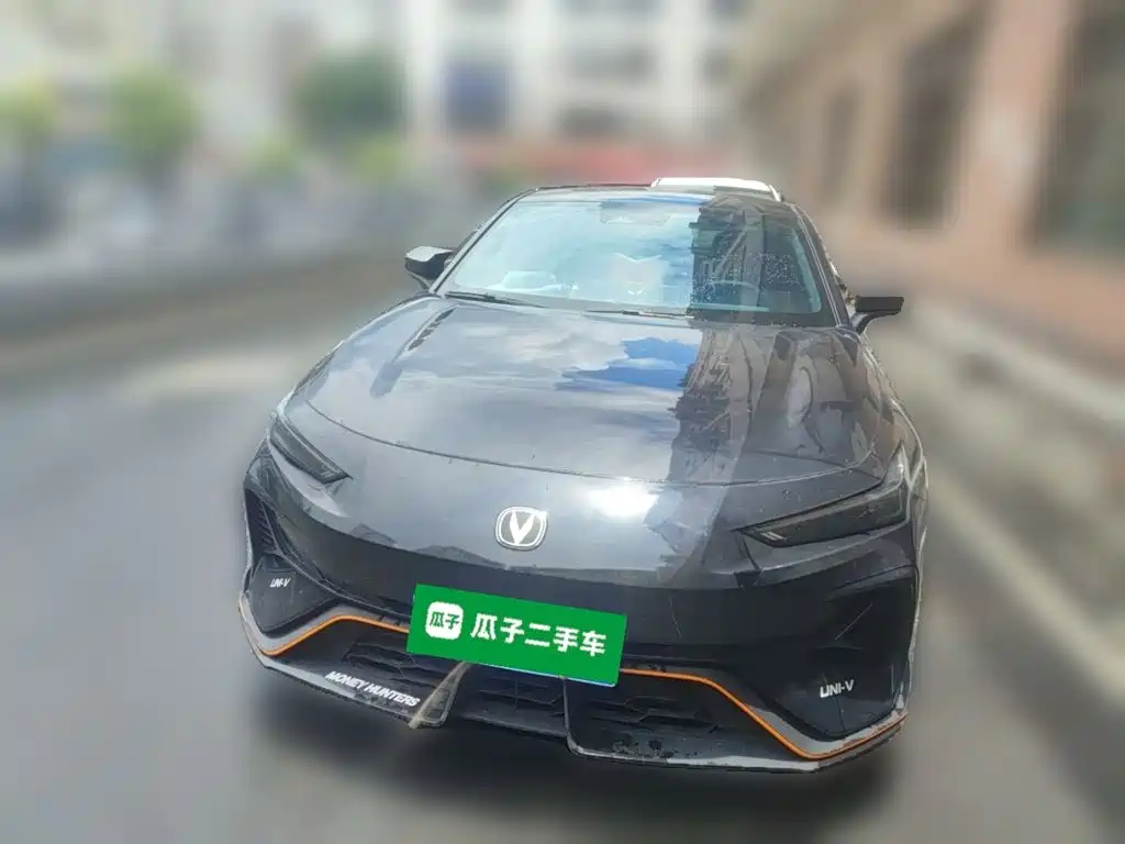 Changan UNI-V 2025 2.0T
